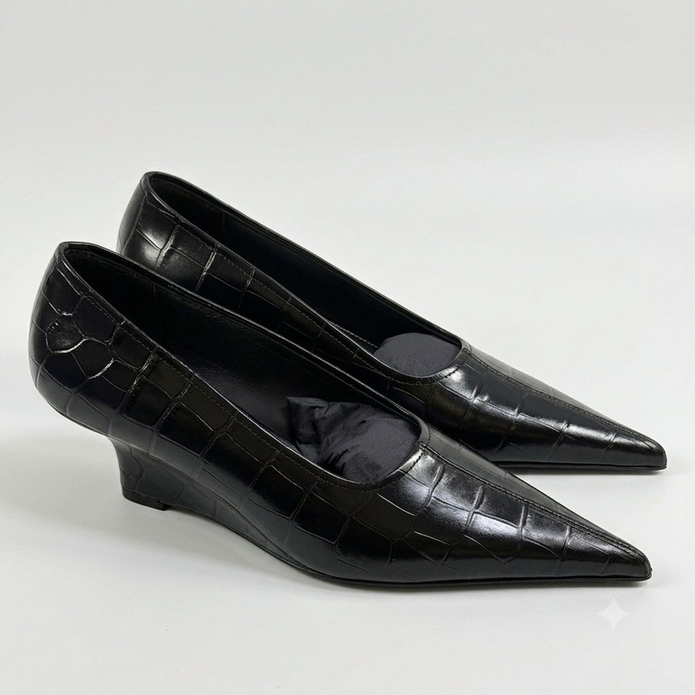 Toteme Size-EU 39 Black Croc Embossed Leather Pointed Toe Wedge Pumps